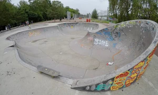 Skatepark Berlin: Najlepsze miejsca dla skaterów w stolicy Niemiec