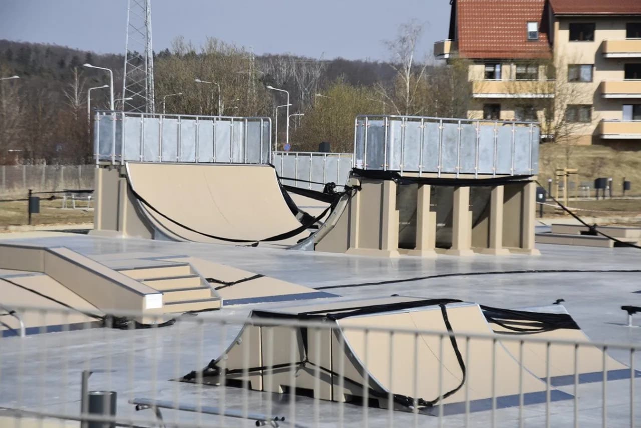 Skatepark Wałbrzych: Wszystko, co musisz wiedzieć o R 26 Park