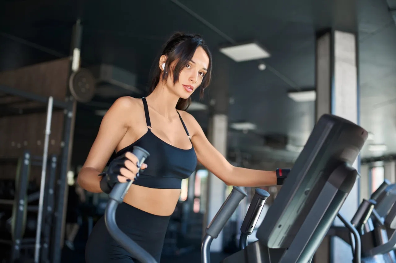 Kiedy robić cardio, aby osiągnąć najlepsze wyniki w treningu?