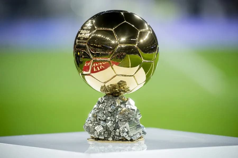 Ile złotych piłek ma Ronaldinho? Zaskakująca prawda o jego nagrodach Ballon d'Or